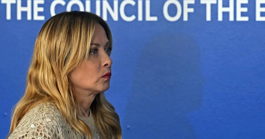 Alemania Italia defienden a España. OTAN unida.
