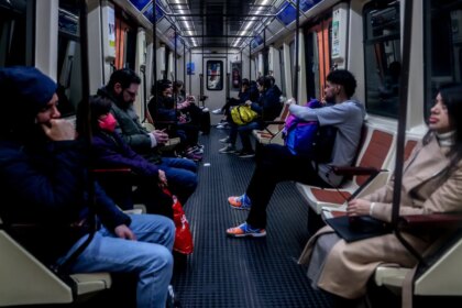 Avería en Línea 9 Metro Madrid Sainz-Baranda