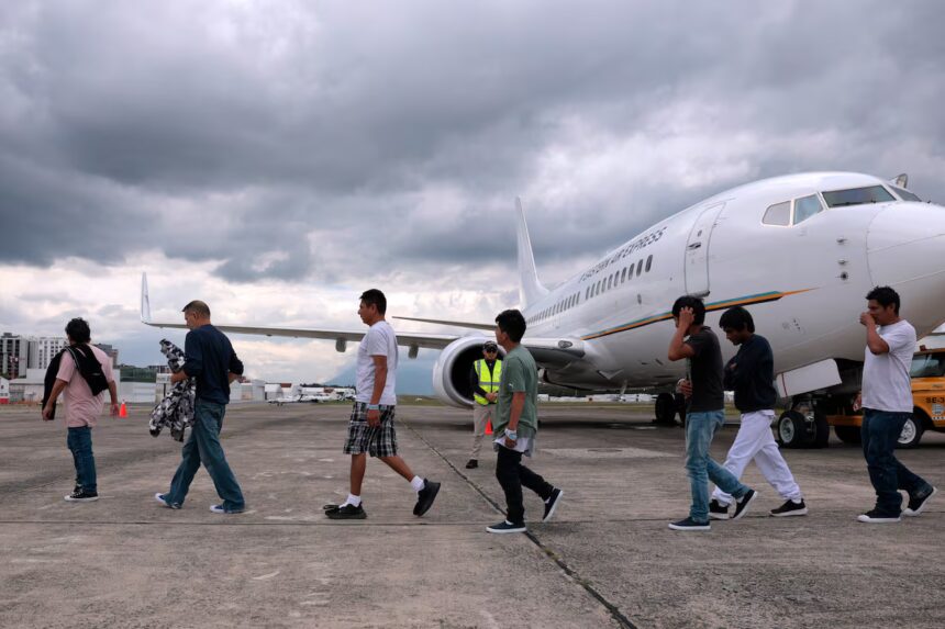 EEUU: 442,000 deportados en 2025