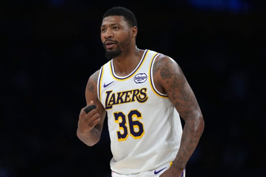 Notas Lakers: Triunfo épico, Smart, Reaves, Bronny