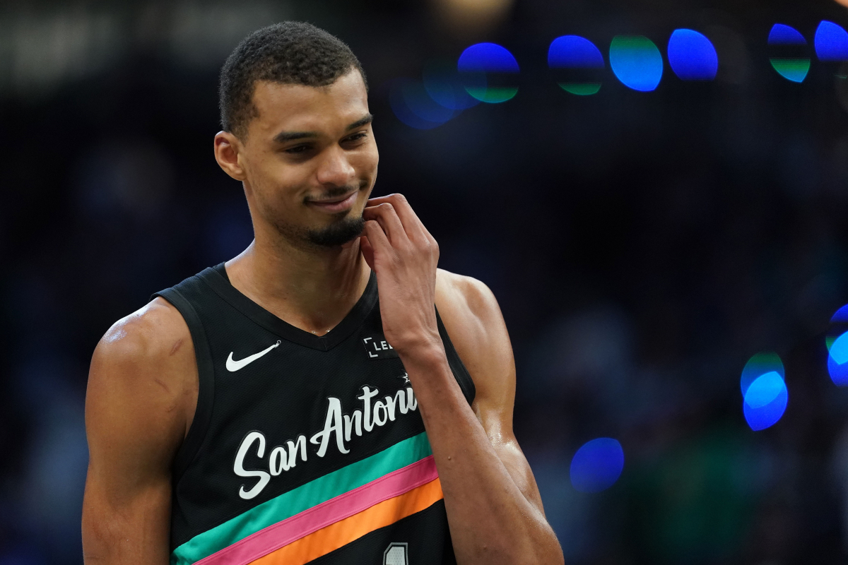 Wembanyama lidera alineaciones Spurs-Blazers Juego 2