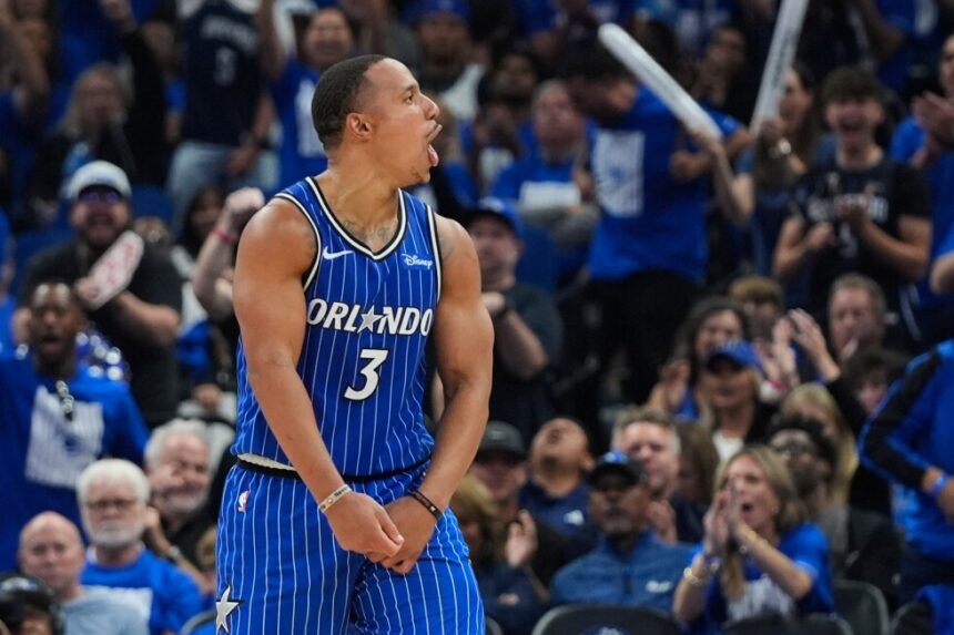 Magic vence a Pistons 94-88