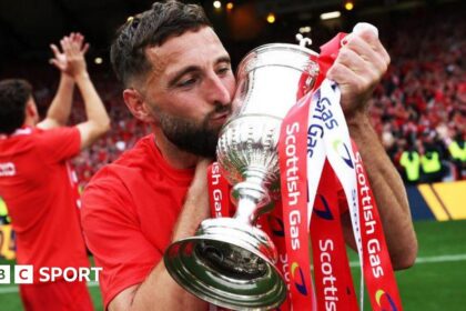 Shinnie deja el Aberdeen
