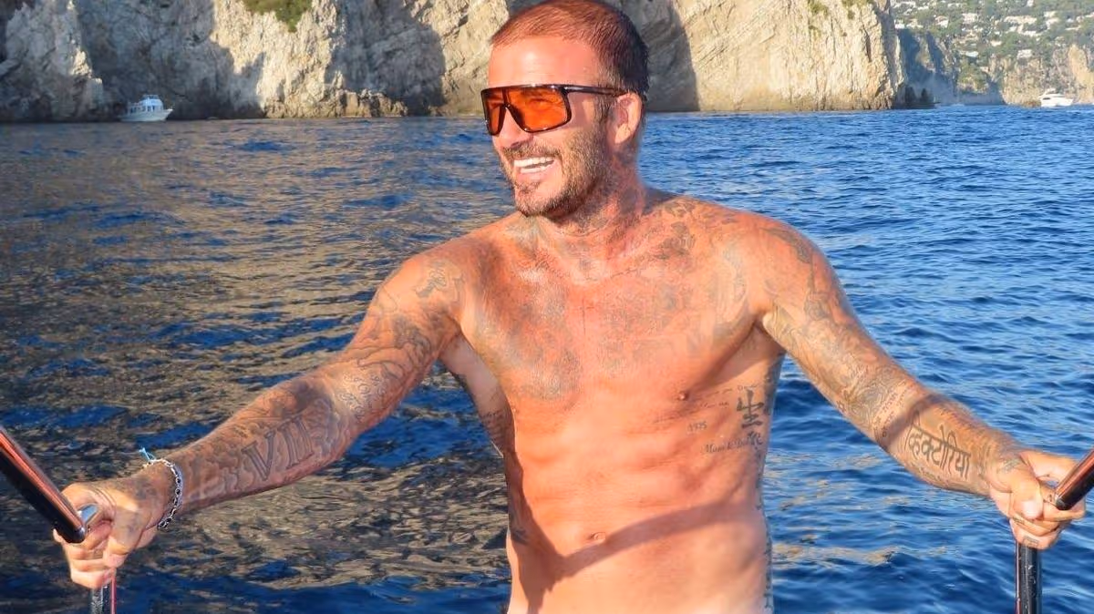 Beckham en diminuto bañador deslumbra fans