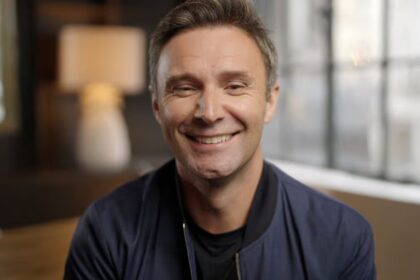 Jonathan Wilkes dejó Soccer Aid y su amistad con Robbie Williams