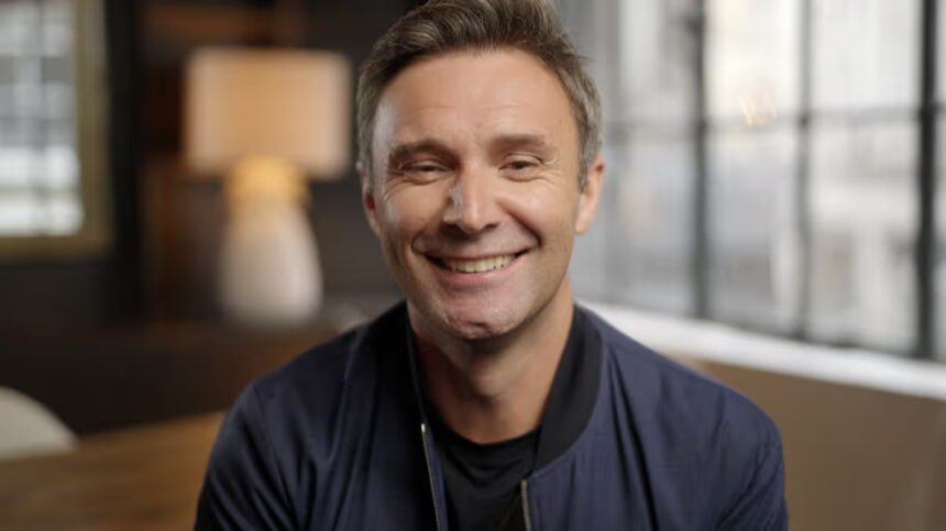 Jonathan Wilkes dejó Soccer Aid y su amistad con Robbie Williams