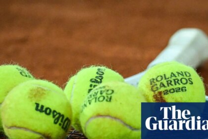Jugadores de tenis protestan en Roland Garros por premios