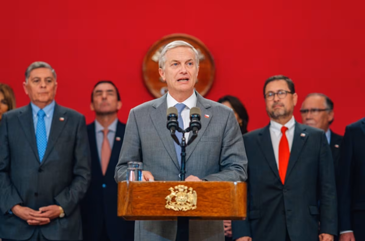 Mala seguridad chilena impulsa a Kast.