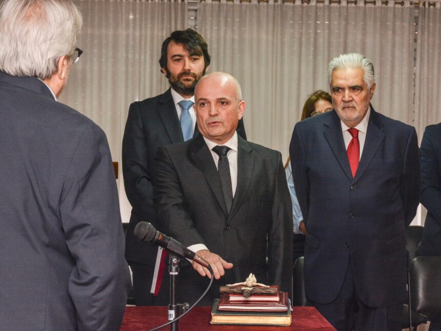 Santa Cruz amplía su Corte, se va control K
