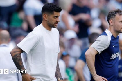 Romero vuelve a Inglaterra para jugar contra Everton