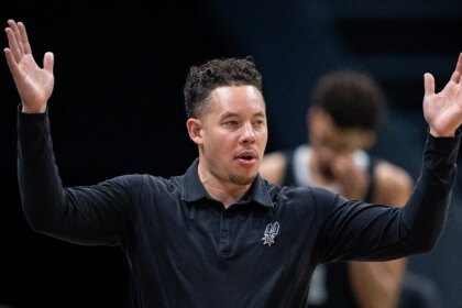 Cambio en Spurs tras noticia Bulls