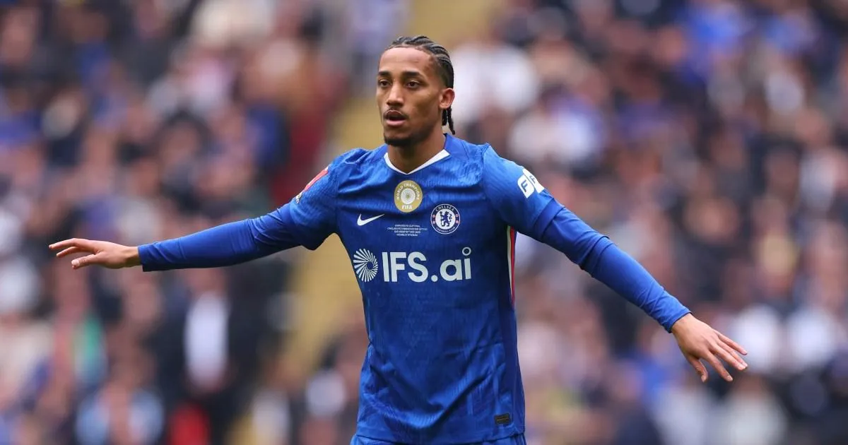 Por qué Joao Pedro no juega hoy Chelsea Tottenham