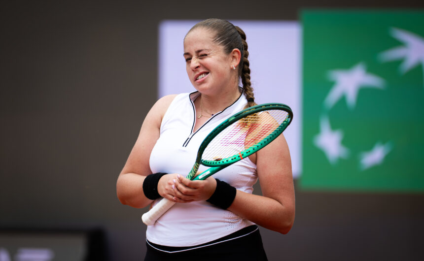 Ostapenko: volea mágica con cordones en Roma