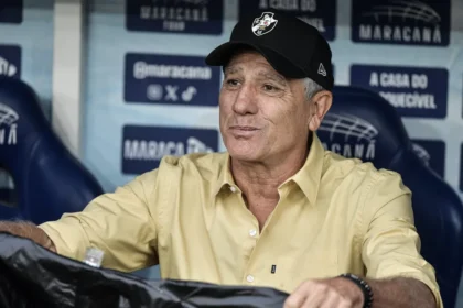 Vasco apunta a juveniles ante Olimpia.