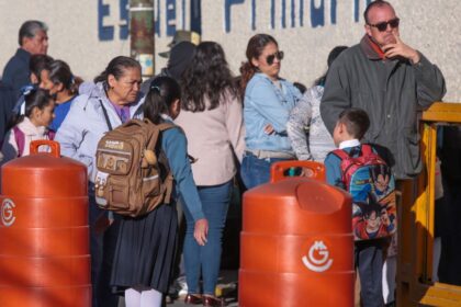 Clases mayo 2026: mega puente 4 días