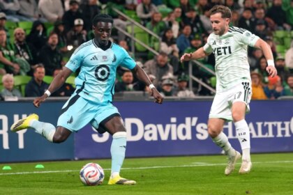 Por qué Kelvin Yeboah no jugará en Minnesota