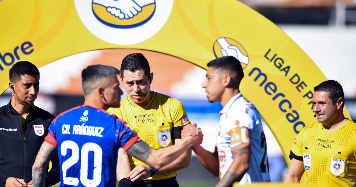 Informe arbitral complica a Cobresal y U