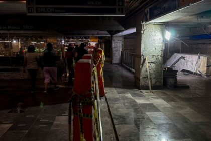 Metro cierra Nativitas y Portales