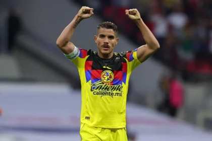 Jonathan Dos Santos Kevin Castañeda Baños