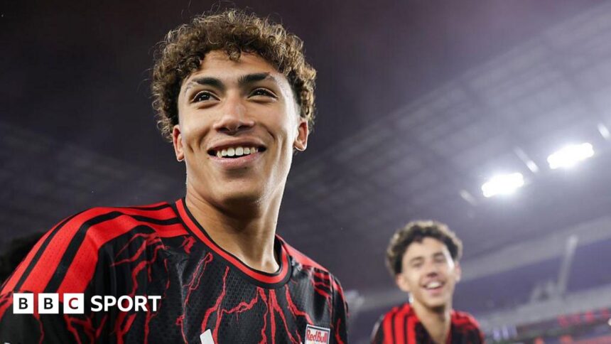 Joven Hall logra triplete en MLS