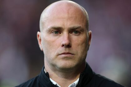 Oferta de £1M por Jens Askou de Motherwell