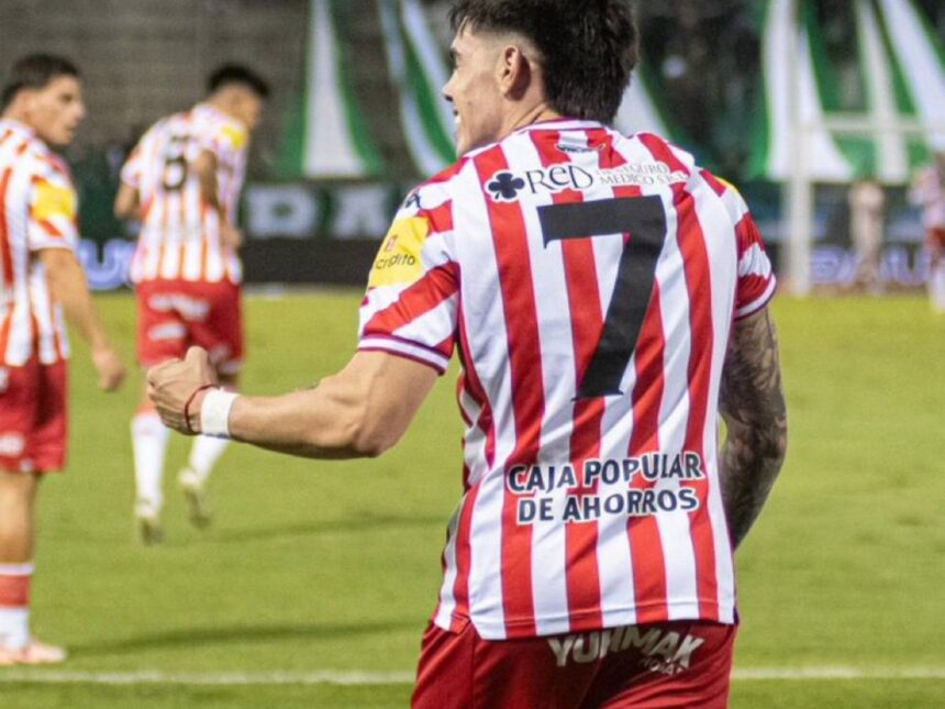 Gana penales Banfield San Martín