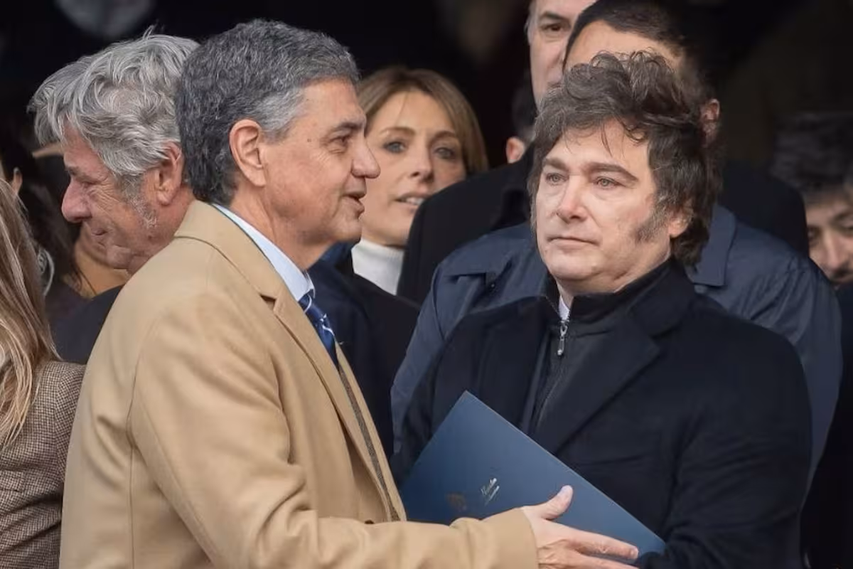 Ciudad: gobierno advierte no privatizar medios.