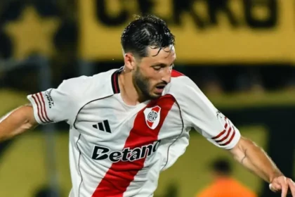 Viña deja River para Uruguay ¿al Mundial?