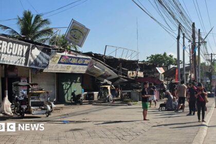 Filipinas: Terremoto fuerte, edificios caen, evacúan tsunami