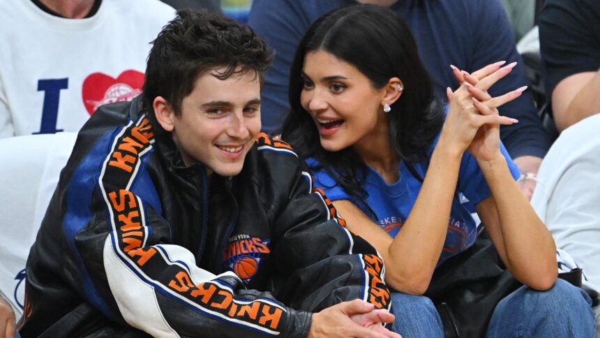 Timothée Chalamet aclara rodillas post Knicks.