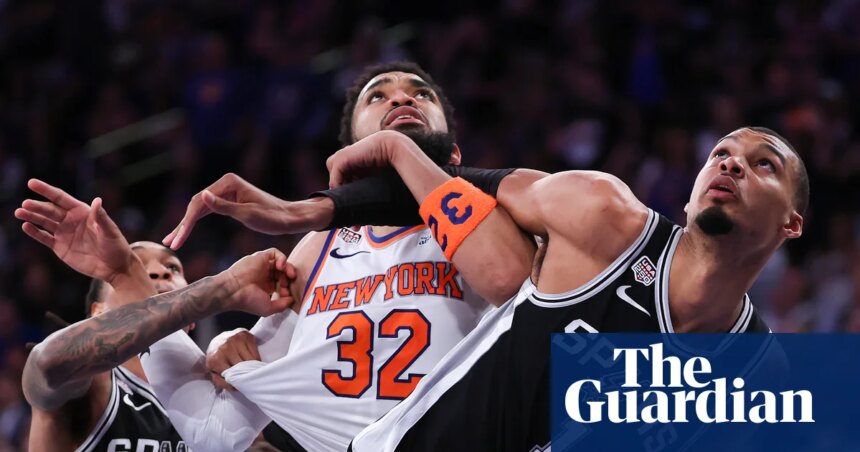 Técnico de Knicks furioso por faltas tras derrota