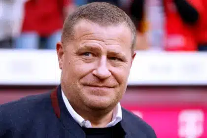 Max Eberl quiere que Alex Nubel no asista al entrenamiento del Bayern