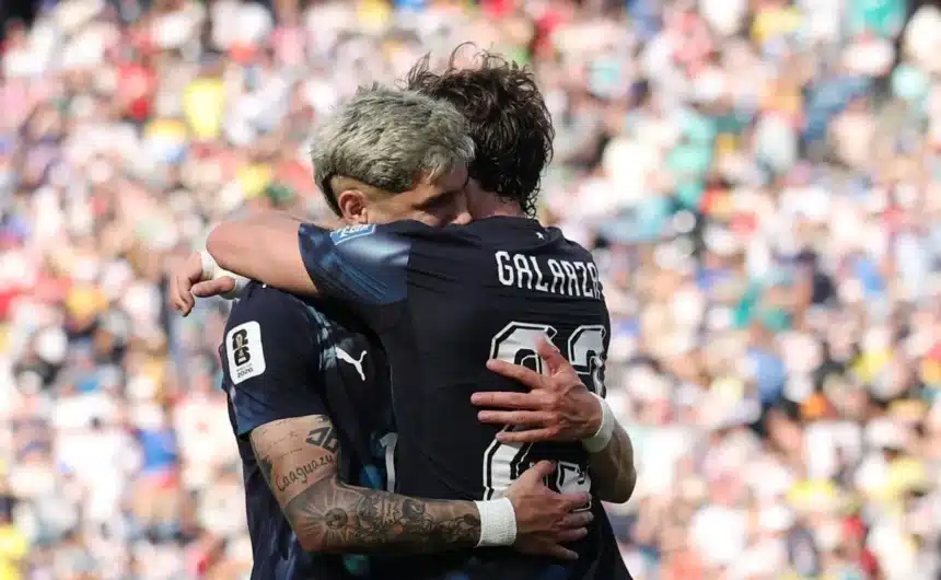 Galarza Fonda asiste en el gol de Paraguay ante Alemania