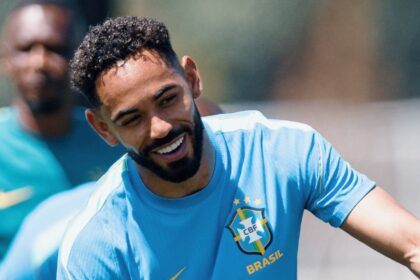 Matheus Cunha, la 9 de Brasil, desperdiciado