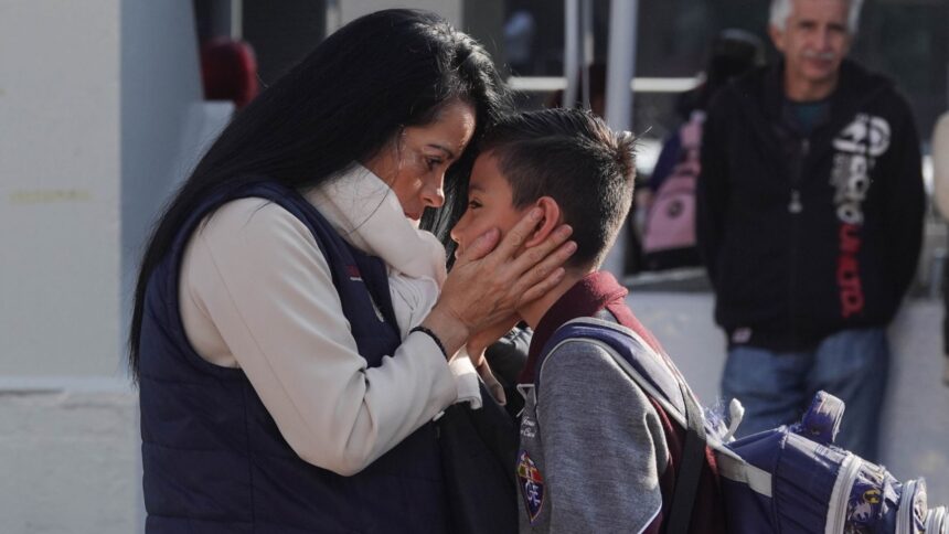 Suspenden escuelas SEP: no hay clases 8-11 junio