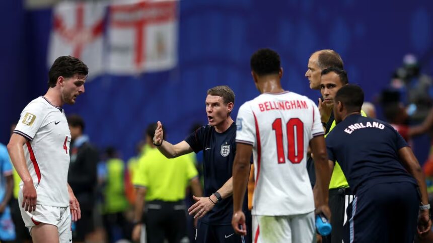 Anthony Barry impulsa un cambio en Inglaterra que Rice evita repetir