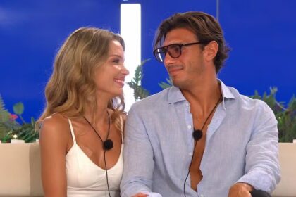 Estrella de Love Island opina sobre la relacion de Julia y Lorenzo