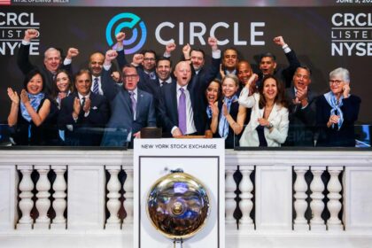 Circle recibe licencia bancaria y sus acciones suben un 5%