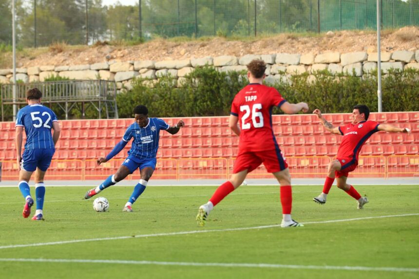 El Rangers cierra su pretemporada en España con un partido a puerta cerrada