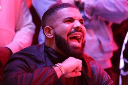 UFC 329: Drake apuesta un millon a la victoria de Conor McGregor