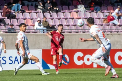 Deportes La Serena busca su pase a octavos ante Cobreloa