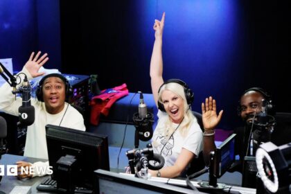 Dean McCullough y Melvin Odoom dejan Radio 1 en una reestructuracion
