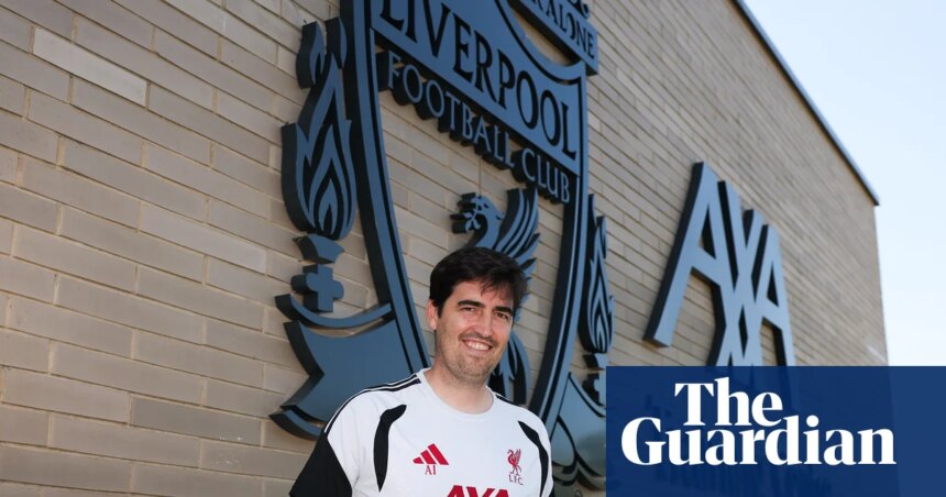 Debo demostrar mi lugar: la humildad de Iraola ante el Liverpool