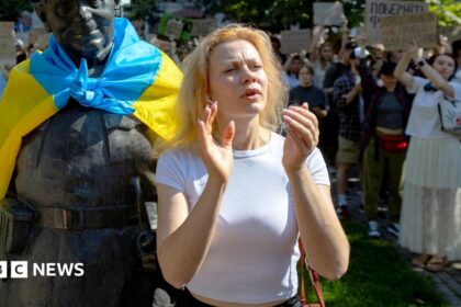 Protestas en ciudades ucranianas por el despido del ministro Fedorov