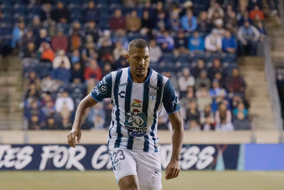 Pronostico Pachuca vs Queretaro apuestas y alineaciones