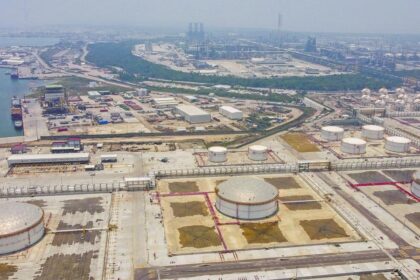 Nuevo incendio en refineria Dos Bocas de Pemex sin heridos