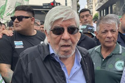 El poder de Moyano tambalea: provincias buscan convenios regionales