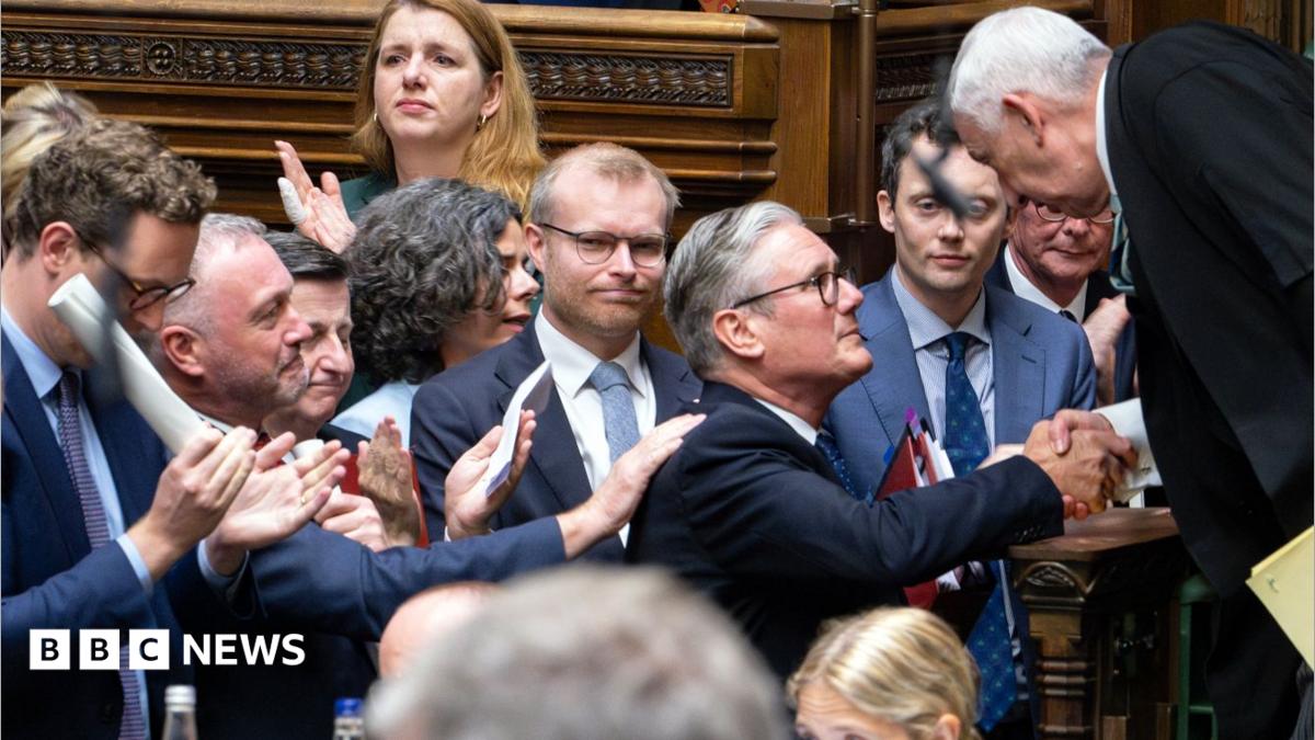Starmer declara el fin de su etapa en su última sesión parlamentaria