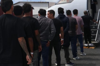 Panama deporta y expulsa a 41 ciudadanos colombianos