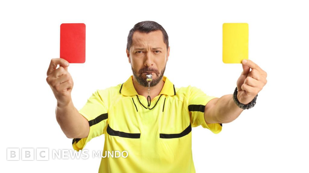 Origen de las tarjetas roja y amarilla en el futbol mundial